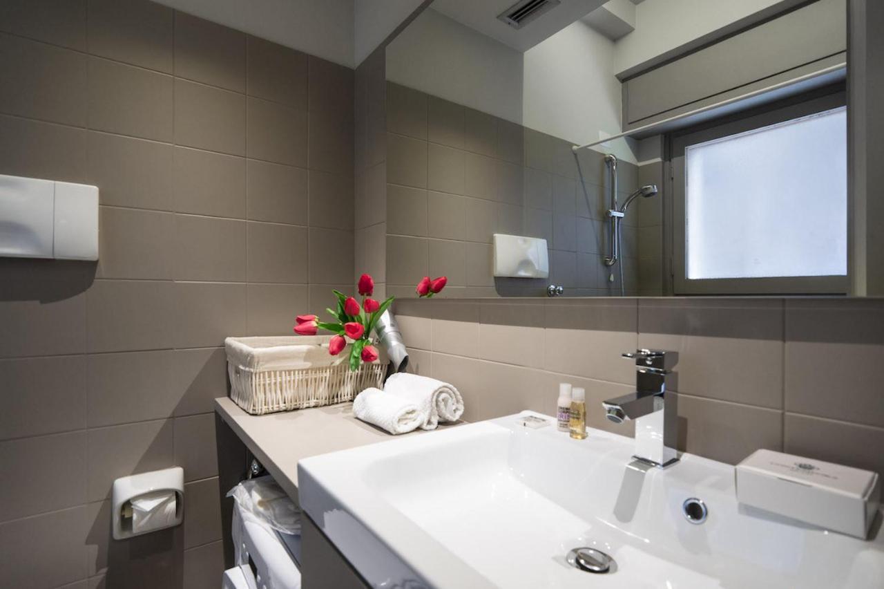 Contempora Apartments - Elvezia 8 - E14 Милано Екстериор снимка